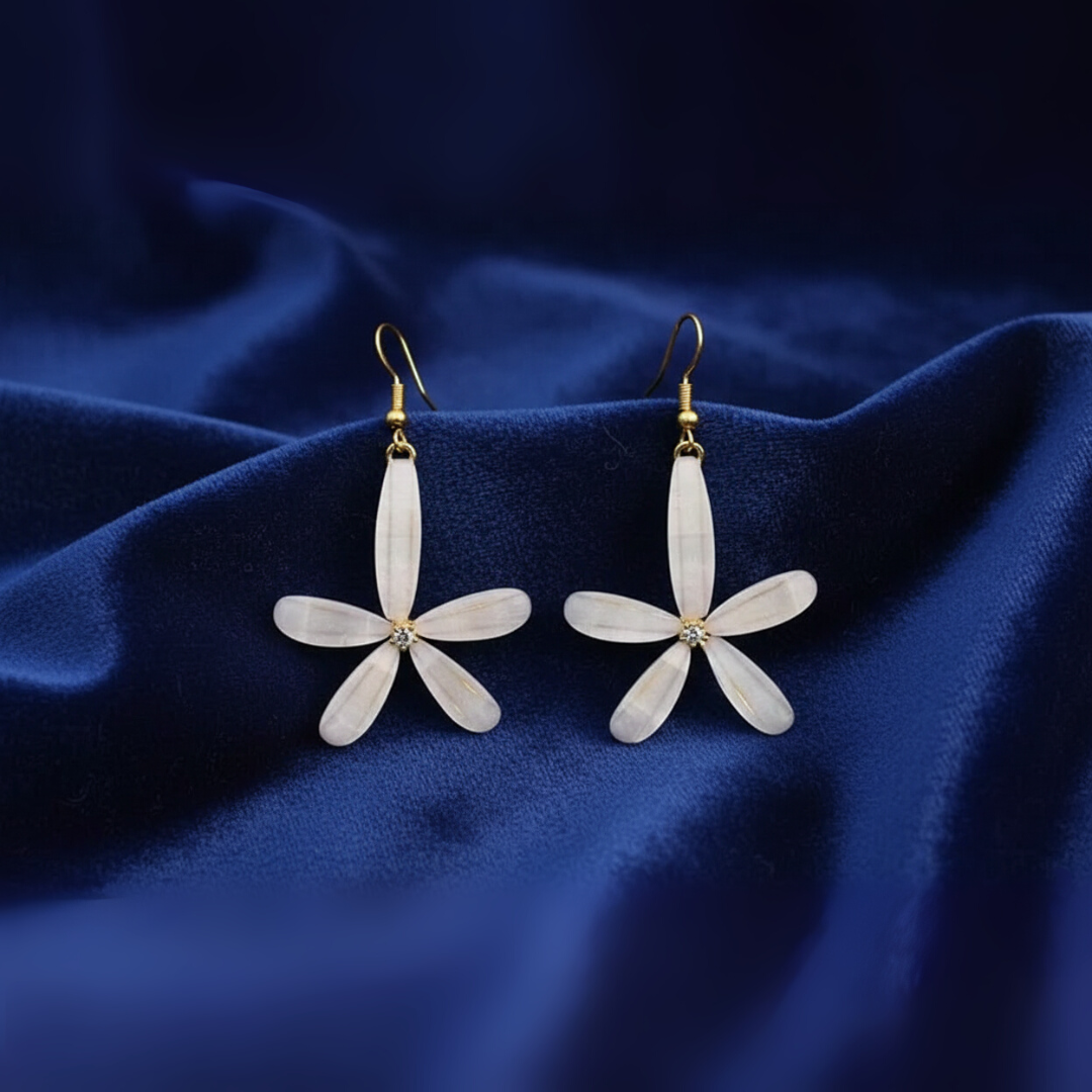 White Petal Flower Drop Earrings – Elegant Floral Statement Jewelry